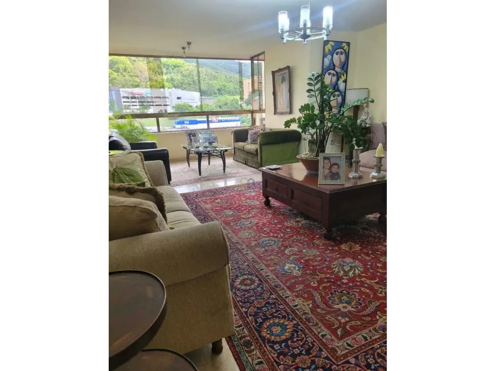 En Venta Apartamento Las Esmeraldas 193 m2 de 3H+Ser/4B/2E+Maletero - 4