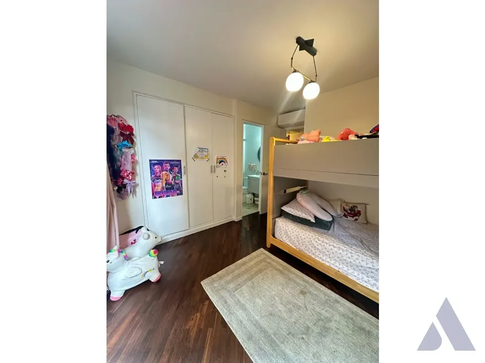 Vendo PB c/ terraza y jardín en calle cerrada 300m2 La Boyera 1795 - 10