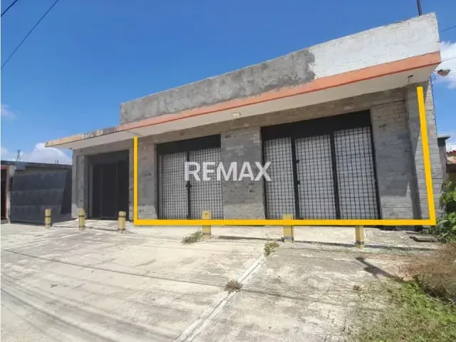 EN ALQUILER LOCAL COMERCIAL DE 400 METROS CUADRADOS EN LA AVENIDA HUGO CHAVEZ DE TUCACAS. - 2