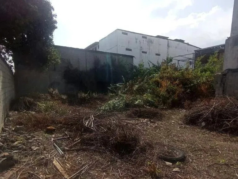 Terreno en excelente zona comercial en el Casco central de Barquisimeto