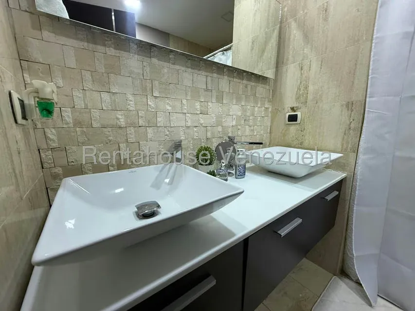Apartamento (Duplex) en Venta en Playa Moreno, Nueva Esparta - 26