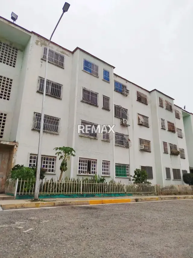 En venta apartamento en Urb. La Haciendita Cagua