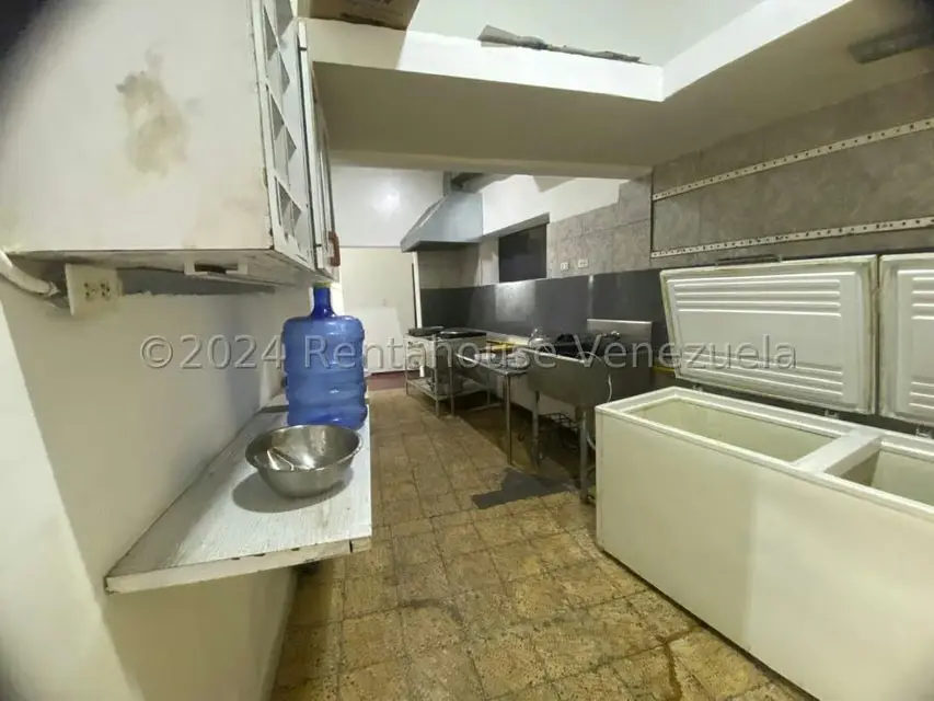Local Comercial en Alquiler en Bello Monte, Distrito Metropolitano - 14