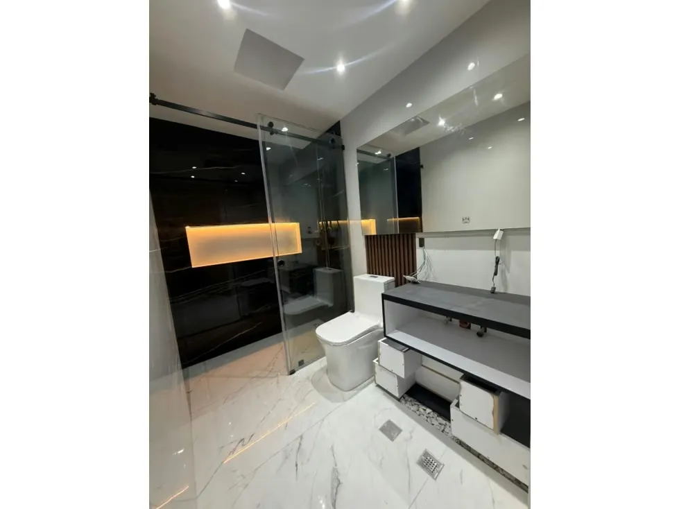 Se vende Casa 450m² 4h+s/7b+s/4p Vista Alegre - 8