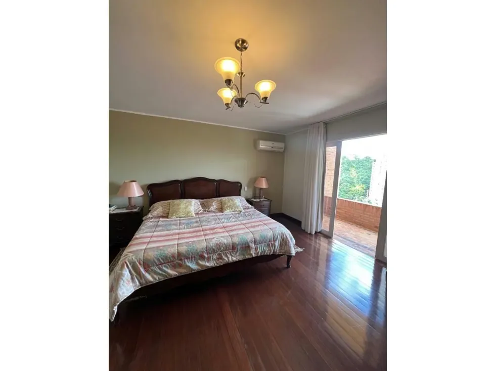 Vendo casa remodelada 296m3 Alto Hatillo 4548 - 4