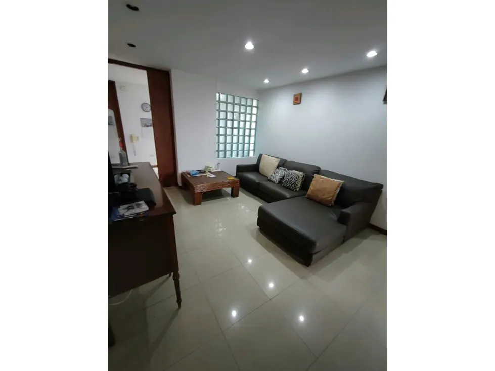 Alquilo apartamento c/vista 350m2 Los Palos Grandes 0305 - 17