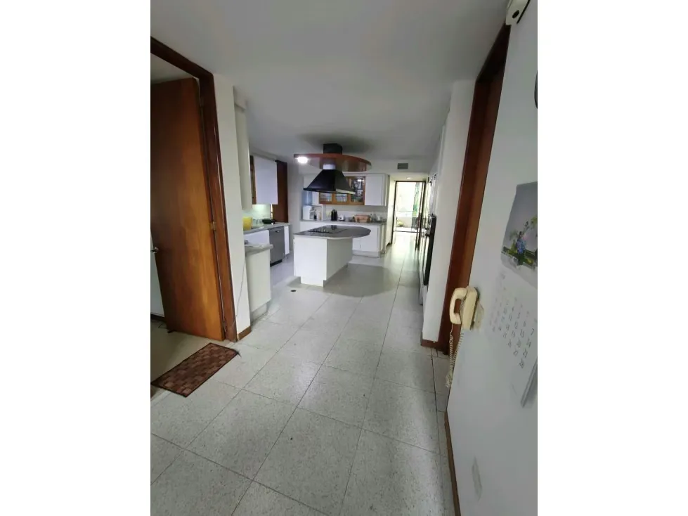 Alquilo apartamento c/vista 350m2 Los Palos Grandes 0305 - 28