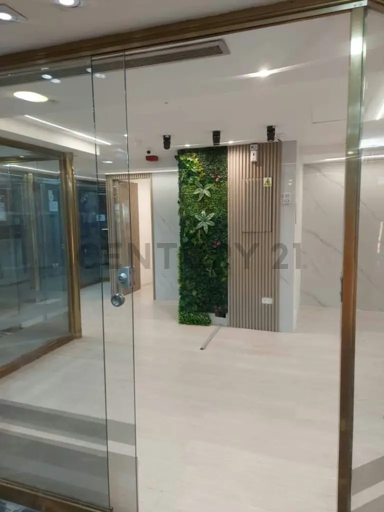 local comercial en venta remodelado listo para entrar cámaras de seguridad aire