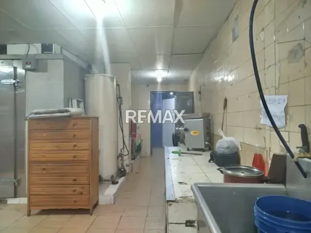 Venta Fondo de Comercio en los Palos Grandes, Frigorífico, Canon $300 - 9