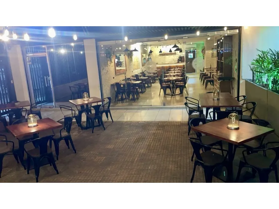 Vendo fondo de comercio restaurante 248m2 Plaza Altamira 8865 - 10