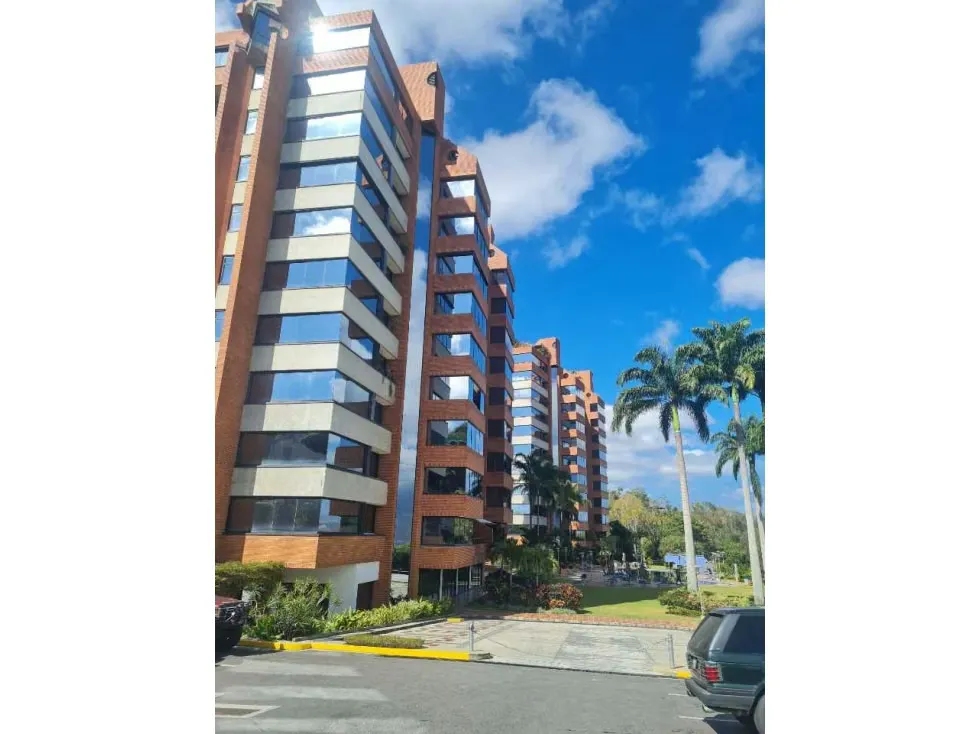 Vendo apartamentto 400m2 Colinas de San Roman 8200
