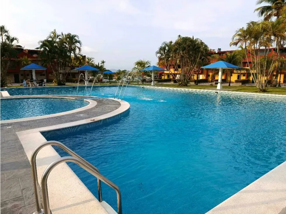 Vendo TH 230m2 Puerto Encantado 8557 - 37