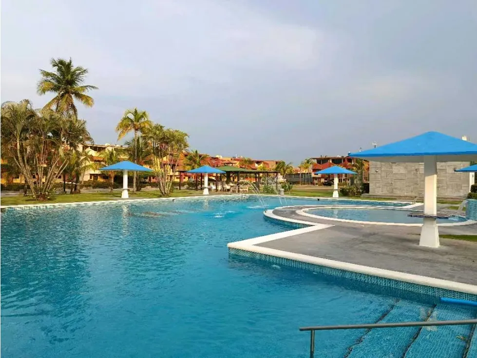 Vendo TH 230m2 Puerto Encantado 8557 - 43