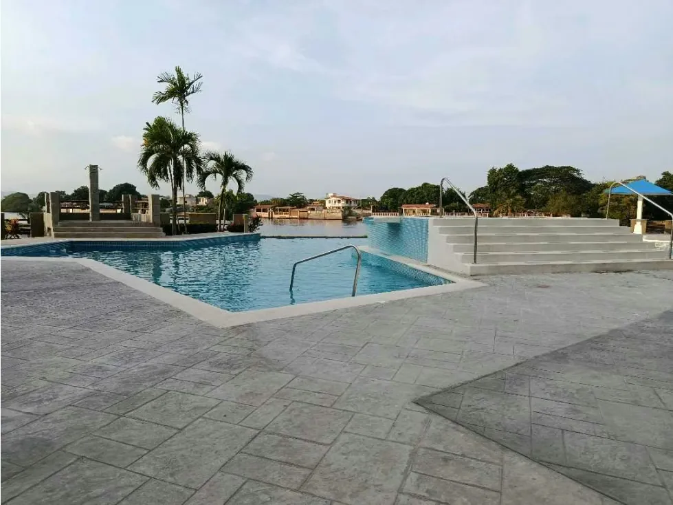 Vendo TH 230m2 Puerto Encantado 8557 - 46