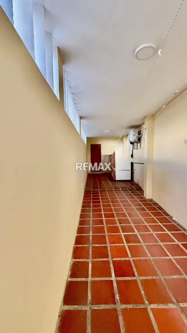 Se Vende Casa en Urbanización la Paz - 12