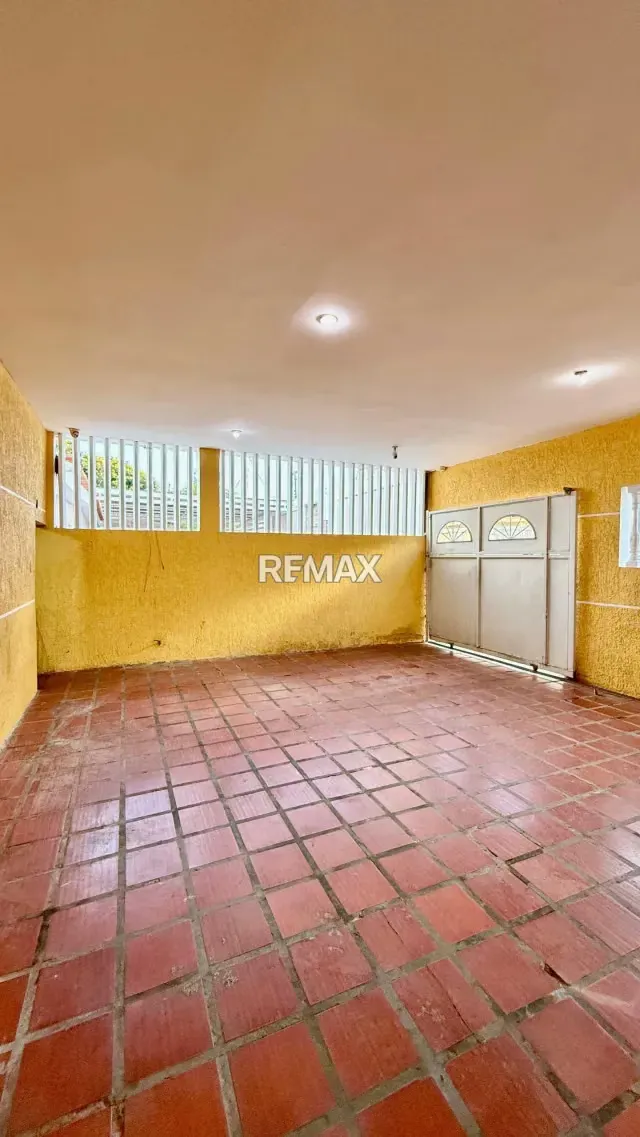 Se Vende Casa en Urbanización la Paz - 7