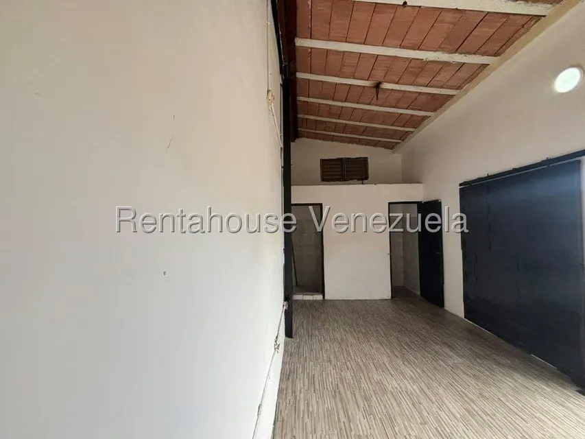 Local Comercial en Alquiler en Parroquia Juan de Villegas, Lara - 12