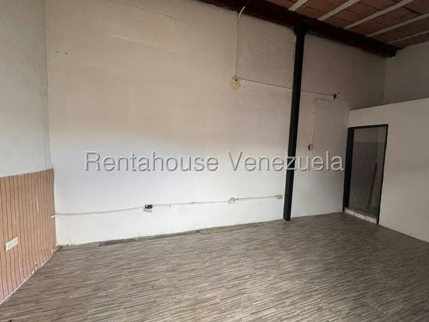 Local Comercial en Alquiler en Parroquia Juan de Villegas, Lara - 3