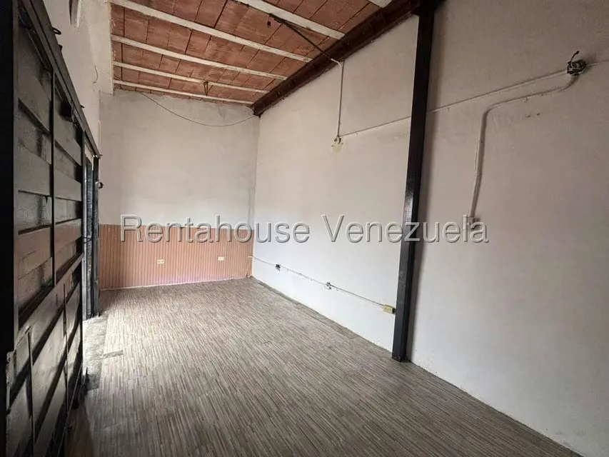 Local Comercial en Alquiler en Parroquia Juan de Villegas, Lara - 9