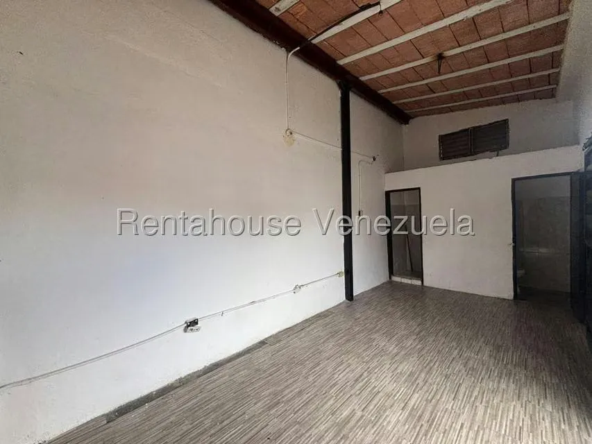 Local Comercial en Alquiler en Parroquia Juan de Villegas, Lara - 10
