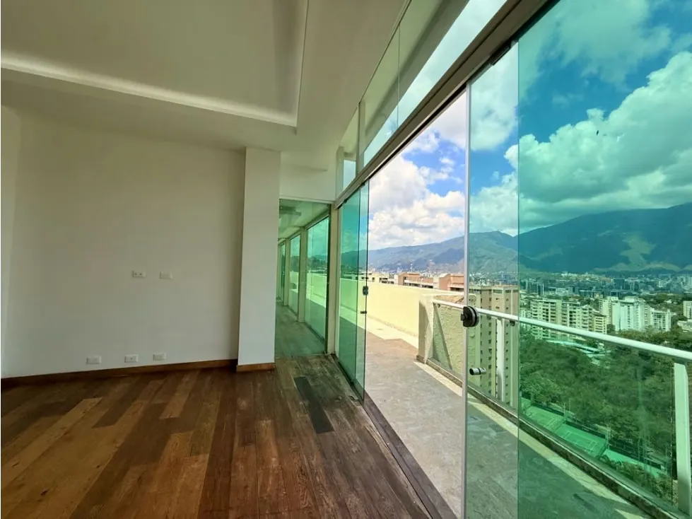 Se vende PH duplex 355m2 3H+S/3.5B+S/3P Las Mesetas