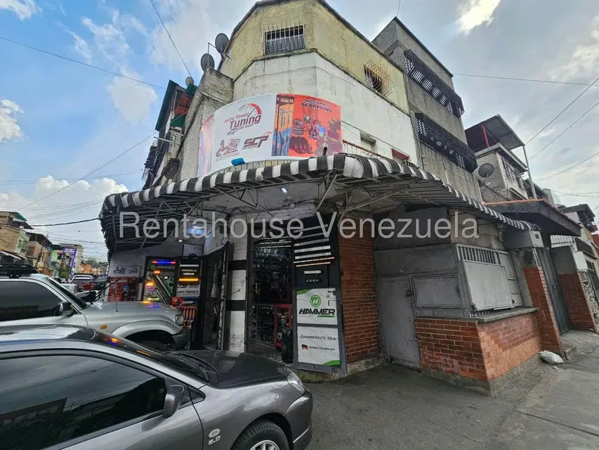 Edificio en Venta en Catia, Distrito Metropolitano