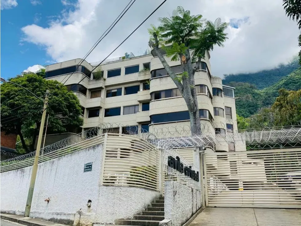 Se Vende Apartamento 311m2 en la Urbanización Los Palos Grandes