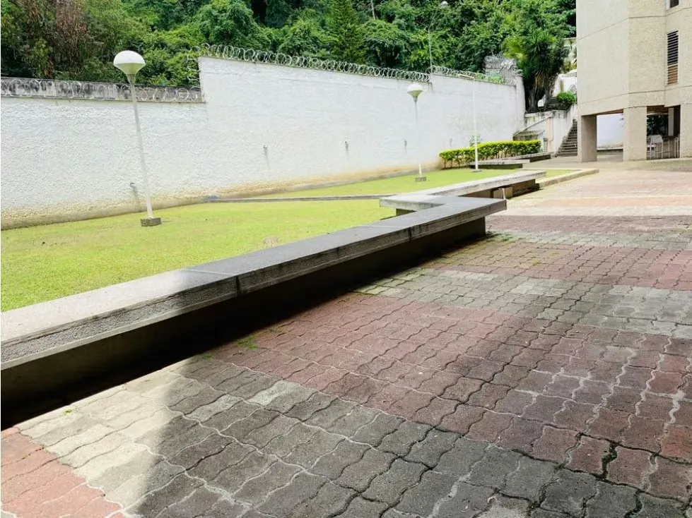 Se Vende Apartamento 311m2 en la Urbanización Los Palos Grandes - 2
