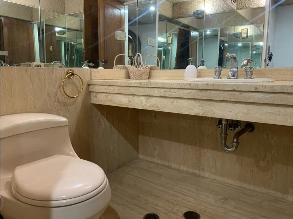 Se Vende Apartamento 311m2 en la Urbanización Los Palos Grandes - 11