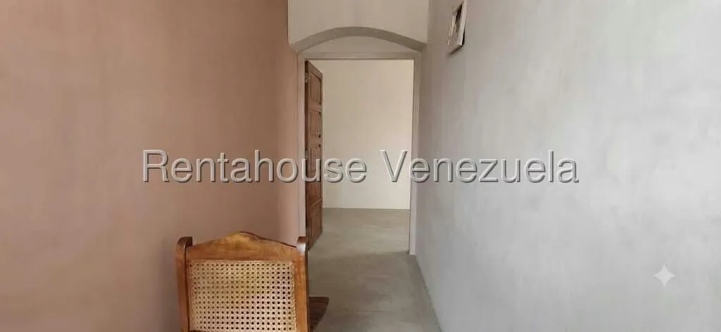 Casa (Colonial) en Venta en Centro, Lara - 2