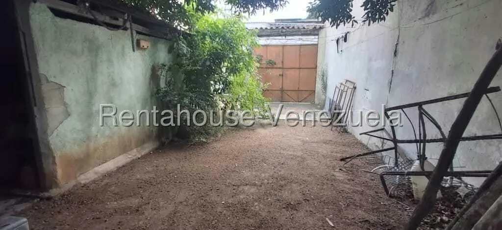 Casa (Colonial) en Venta en Centro, Lara - 19