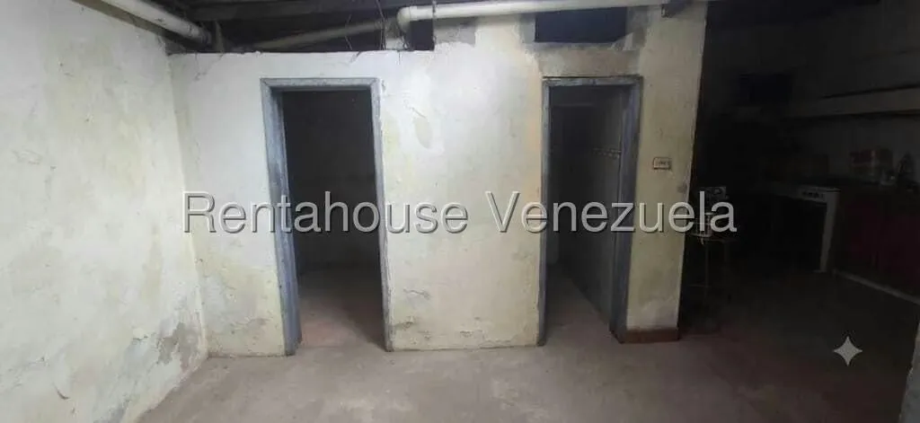 Casa (Colonial) en Venta en Centro, Lara - 4