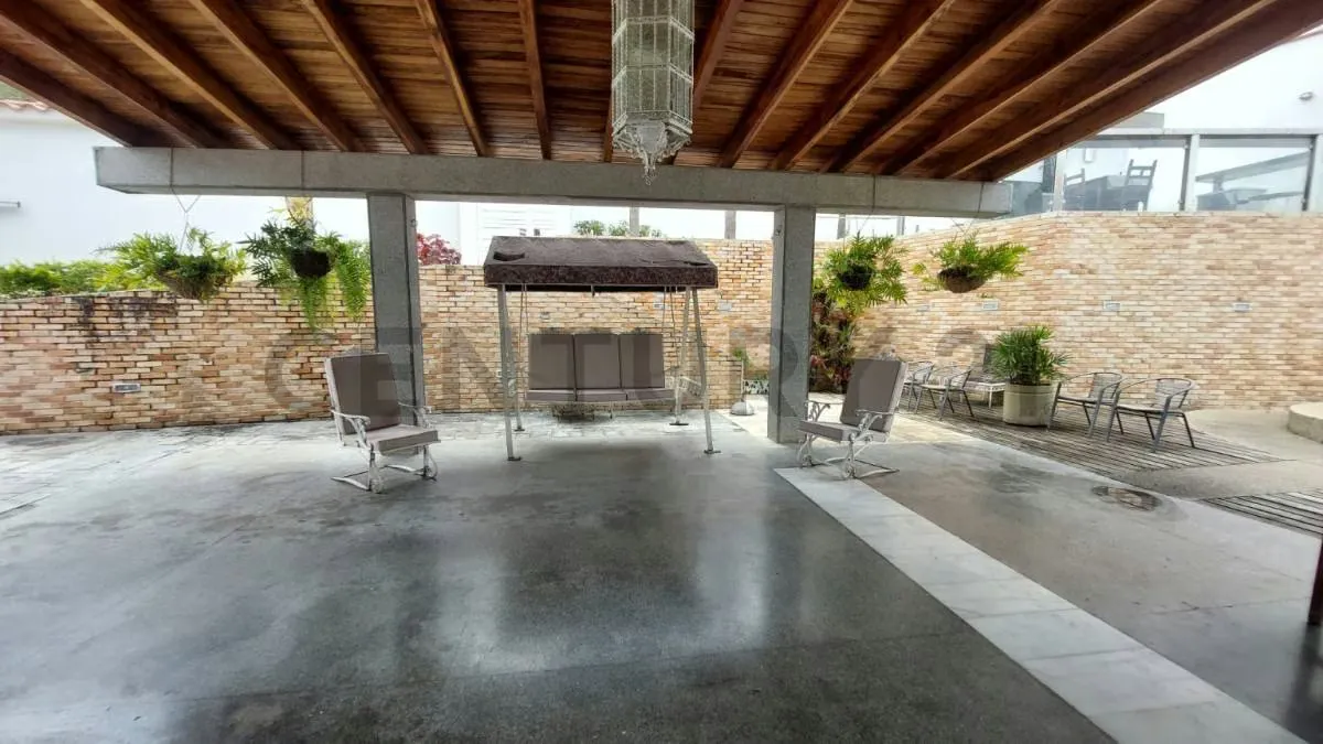 Hermosa Casa en Venta en Lomas del Club Hípico - 12