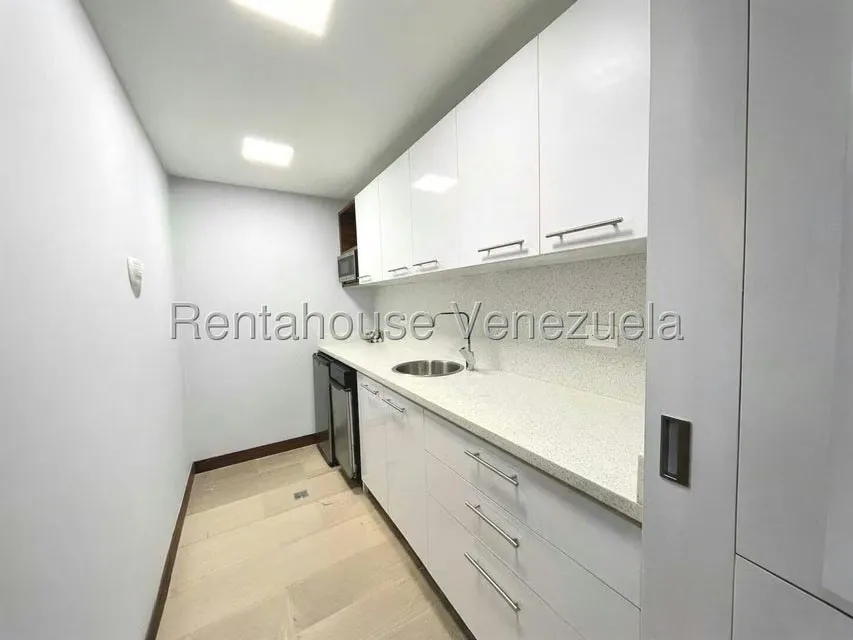 Oficina en Venta en Las Mercedes, Distrito Metropolitano - 16