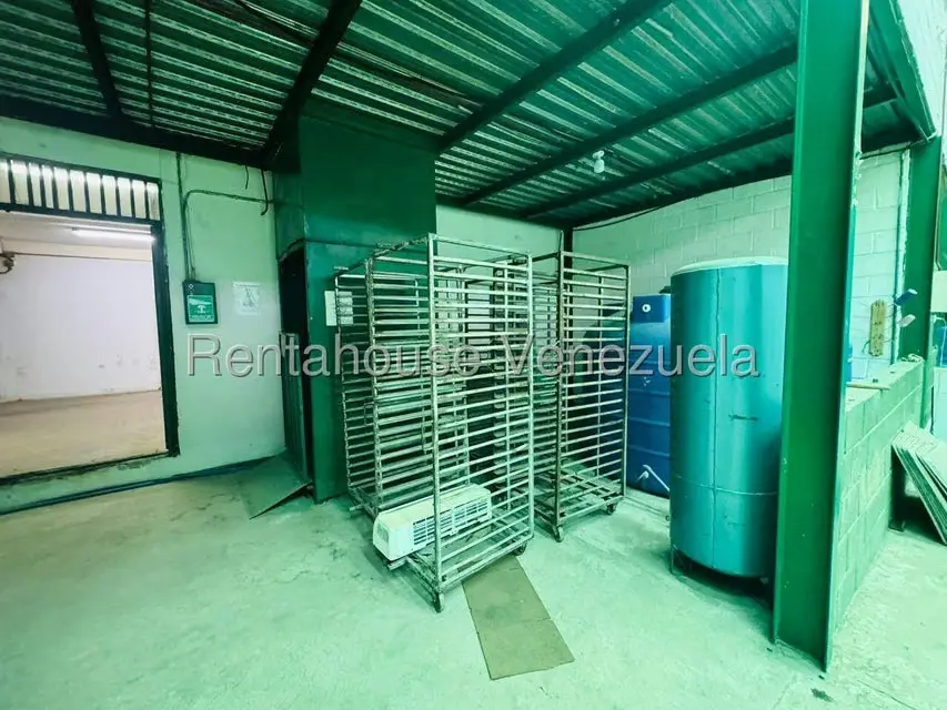 Galpon - Deposito en Venta en Zona Oeste, Lara - 8