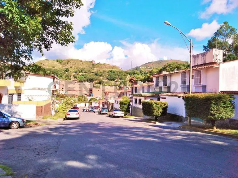En venta terreno, ubicado en la urbanización Piedra Azul, municipio Baruta - 5