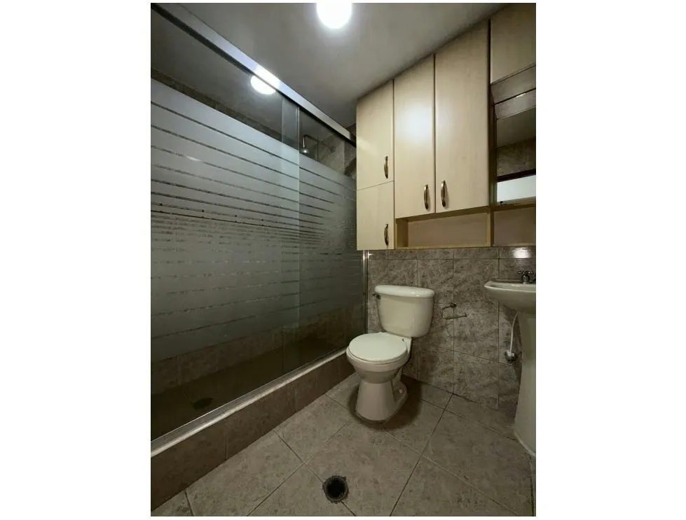 Alquilo anexo comercial 106m2 Baruta 1551 - 5