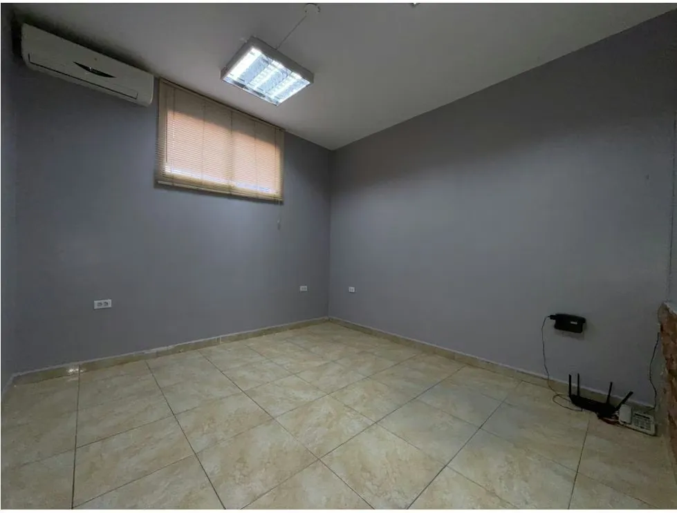 Alquilo anexo comercial 106m2 Baruta 1551 - 7