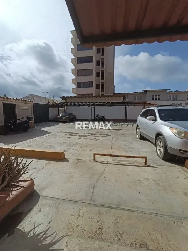APARTAMENTO EN CONDOMINIO SEVILLANA SUITES. PORLAMAR, AVENIDA BOLÍVAR, MUNICIPIO MARIÑO. - 10