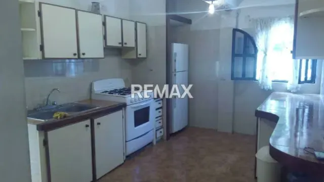 Casa de 3 niveles en venta en la Urbanización. La entrada de naguanagua - 8