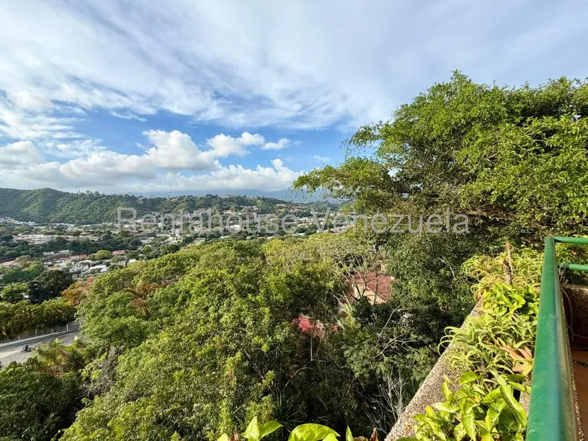 Apartamento (1 Nivel) en Alquiler en Prados del Este, Distrito Metropolitano - 10