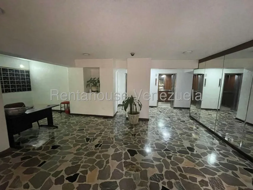 Apartamento (1 Nivel) en Venta en Los Nuevos Teques, Miranda - 2