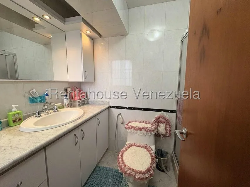 Apartamento (1 Nivel) en Venta en Los Nuevos Teques, Miranda - 25