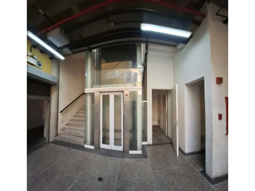 Se vende C.Comercial El Prado 1.500m2, Nuevo- Los Rosales - RG - 10