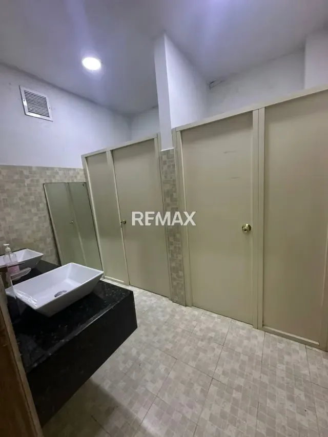 Local Comercial en Calle 72 - 11