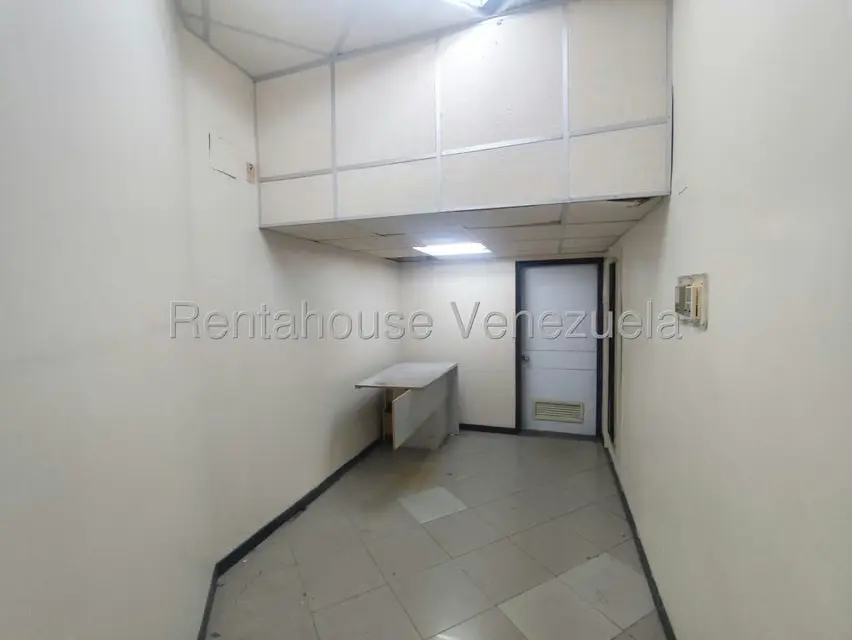 Comercial (Local Comercial) en Venta en Dr Portillo, Zulia - 12