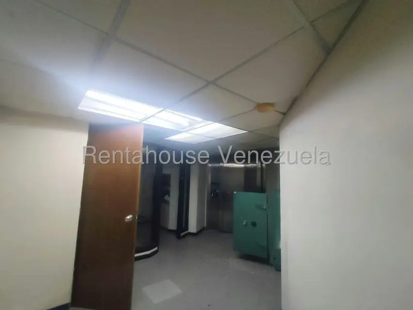 Comercial (Local Comercial) en Venta en Dr Portillo, Zulia - 13
