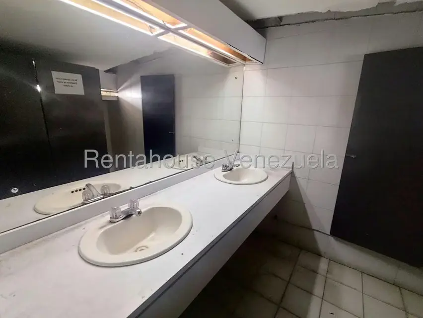 Comercial (Local Comercial) en Venta en Dr Portillo, Zulia - 14