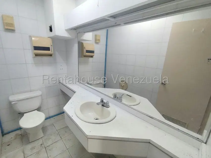 Comercial (Local Comercial) en Venta en Dr Portillo, Zulia - 32