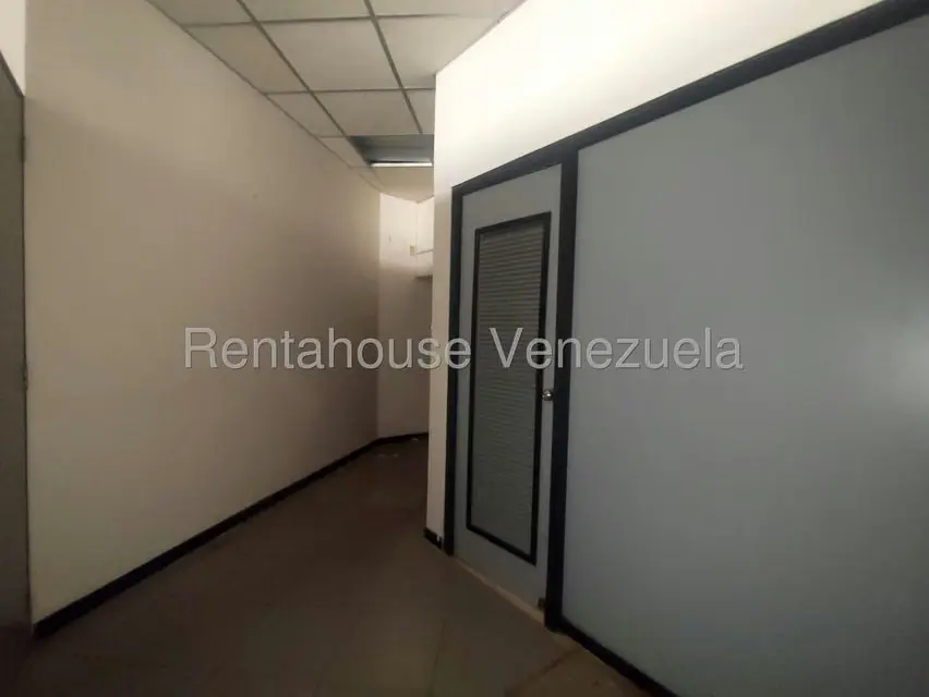 Comercial (Local Comercial) en Venta en Dr Portillo, Zulia - 9